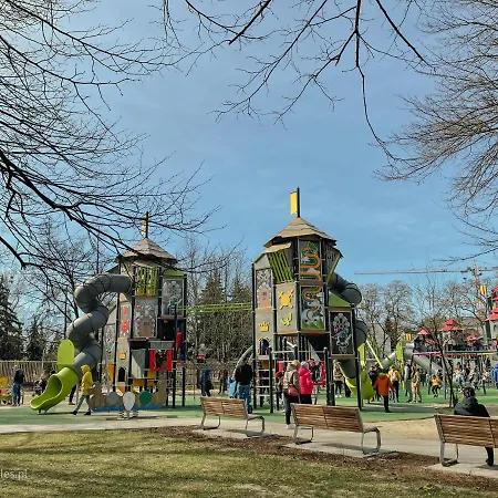 Juna - Nowoczesny W Centrum Z Widokiem Na Park Daire
